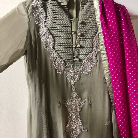 Semi Formal Chiffon Shalwar Kurta - Picture 2 of 6